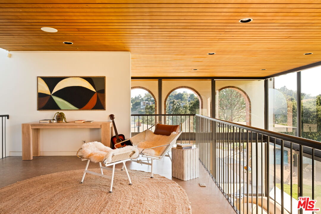 MLS #25537527 image #15