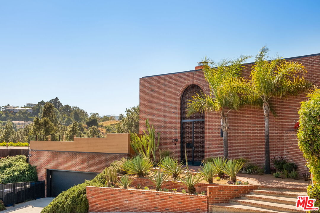 MLS #25537527 image #30