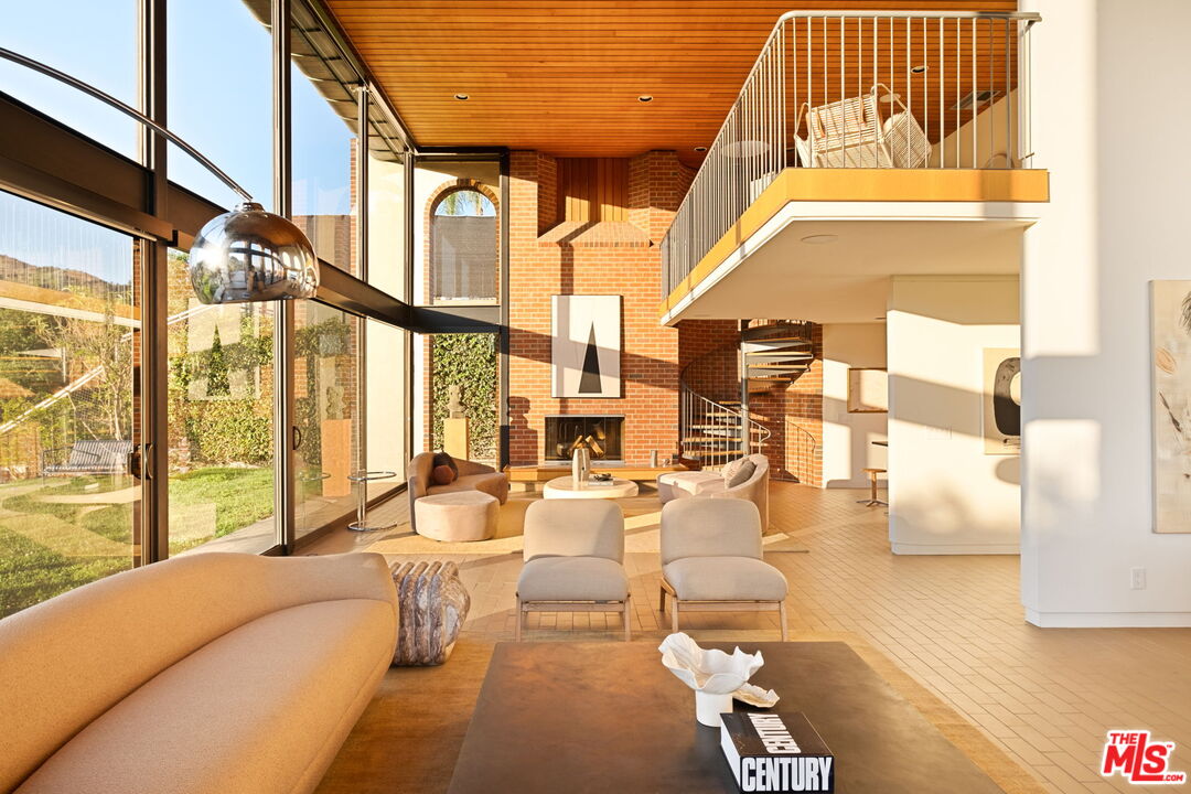 MLS #25537527 image #5