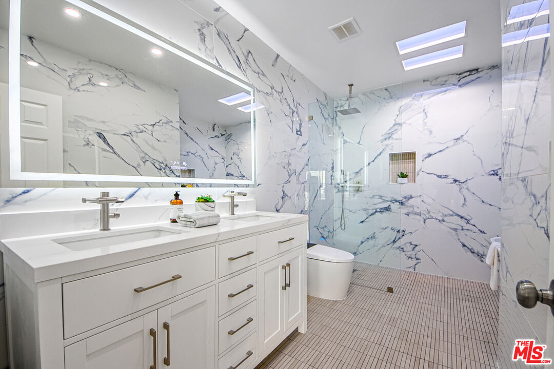 MLS #25537643 image #16