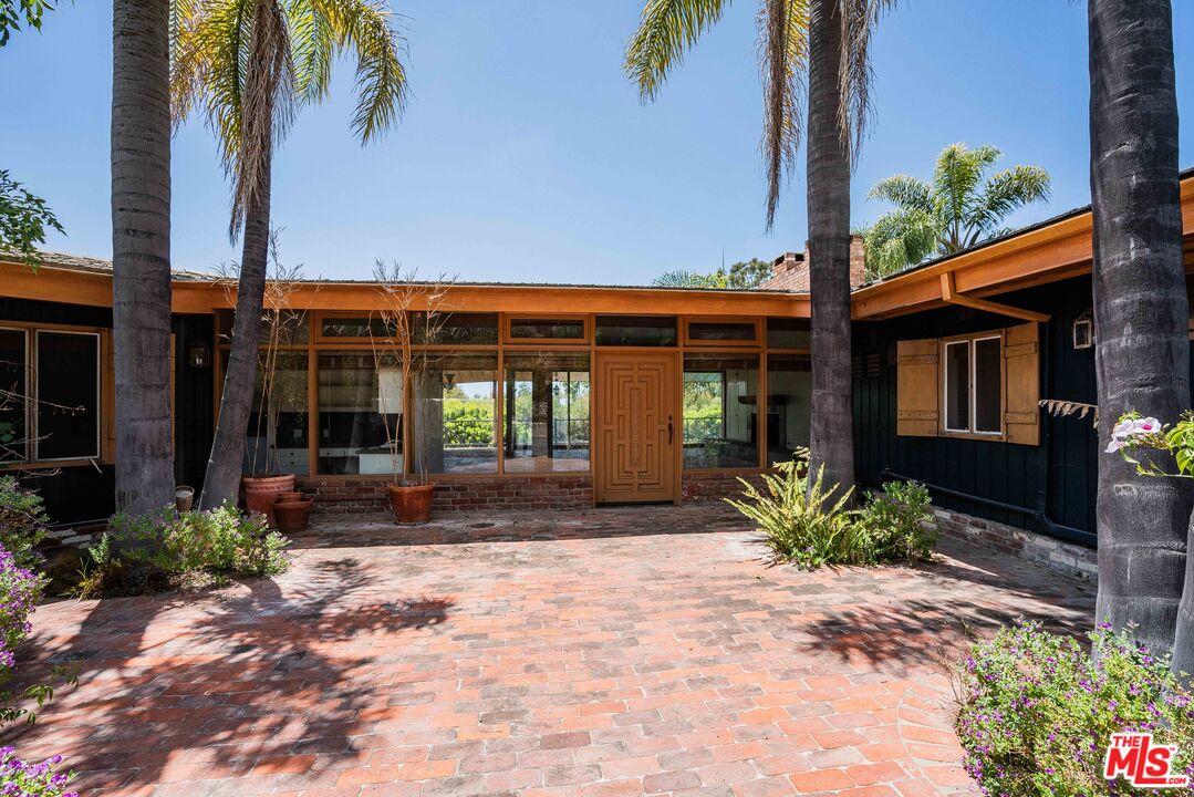 MLS #25537663 image #10