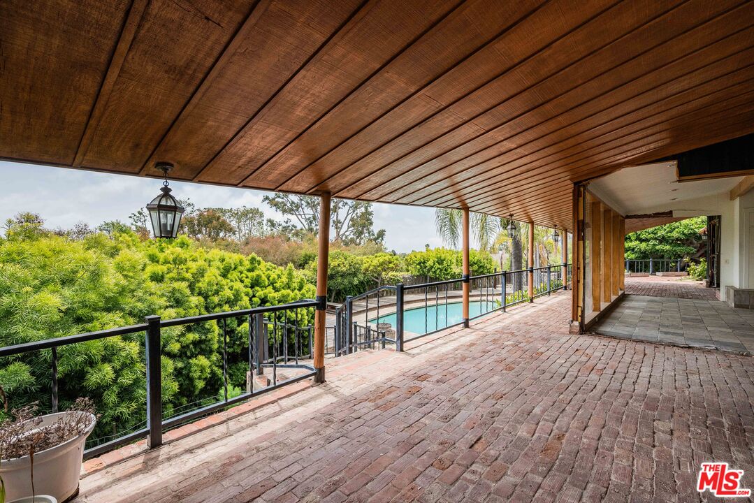 MLS #25537663 image #11