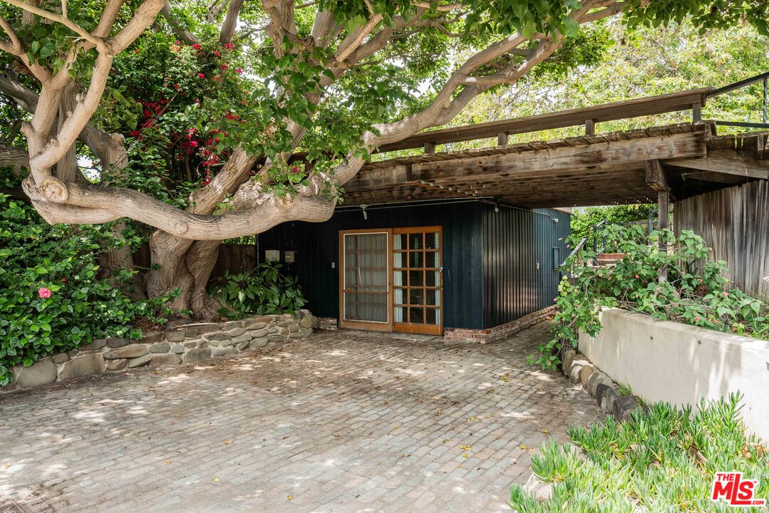 MLS #25537663 image #14