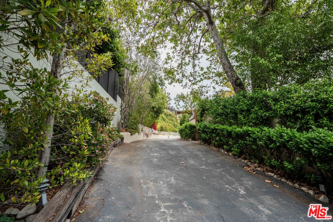 MLS #25537663 image #8