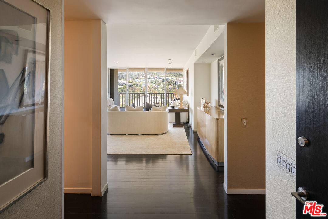 MLS #25537679 image #1