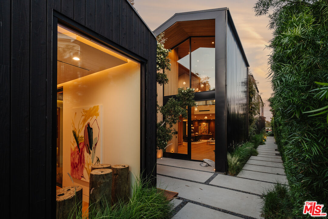 MLS #25537689 image #4