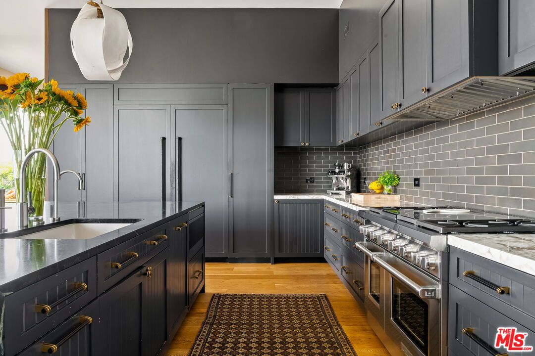 MLS #25537777 image #22