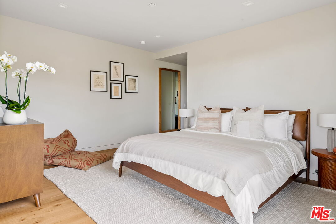 MLS #25537777 image #33