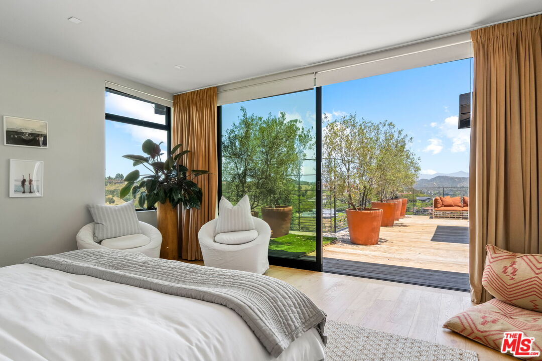 MLS #25537777 image #52