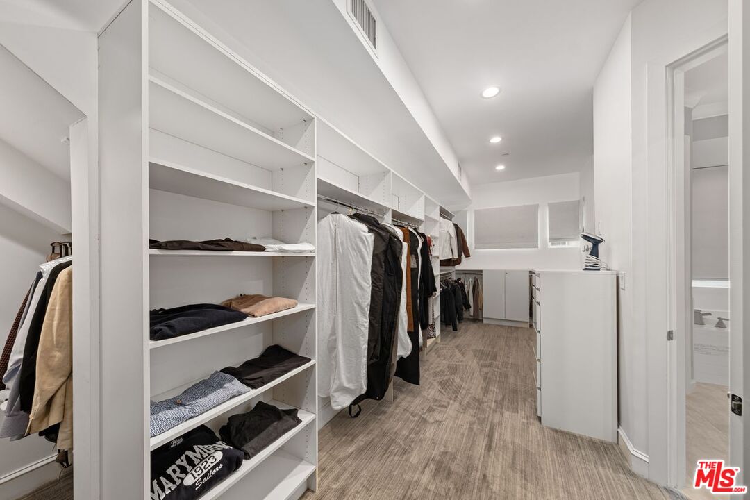 MLS #25538321 image #24