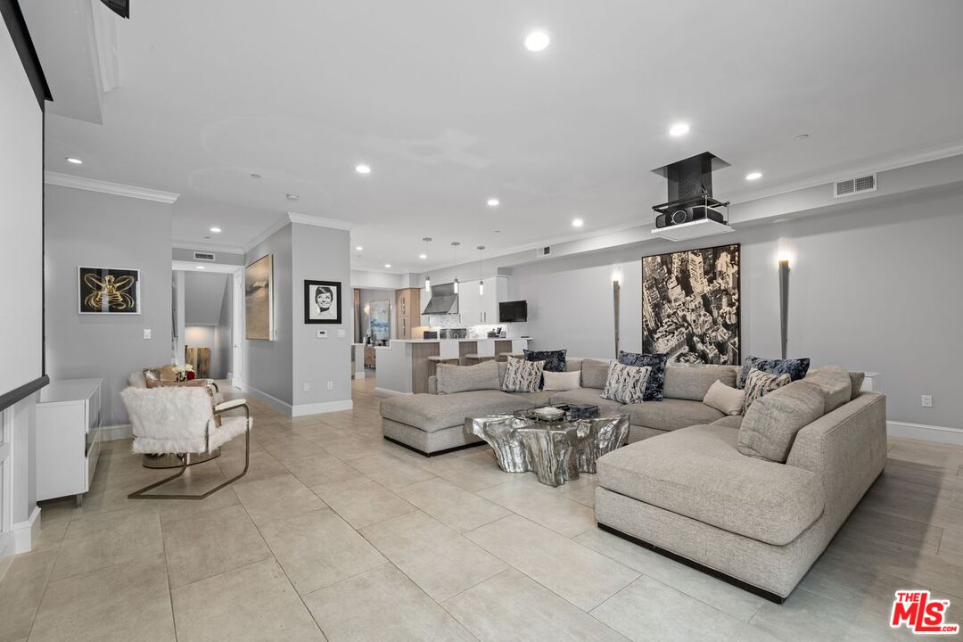 MLS #25538321 image #2