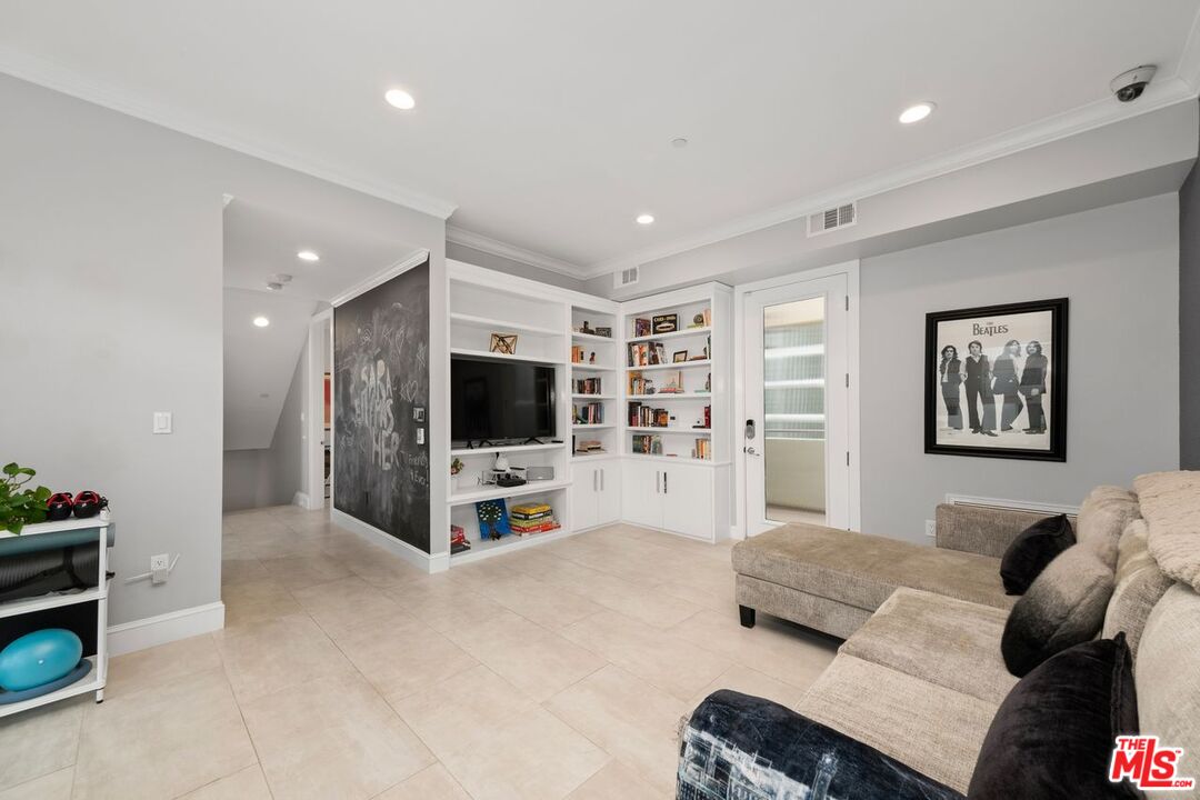 MLS #25538321 image #32