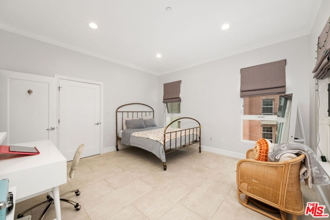 MLS #25538321 image #33