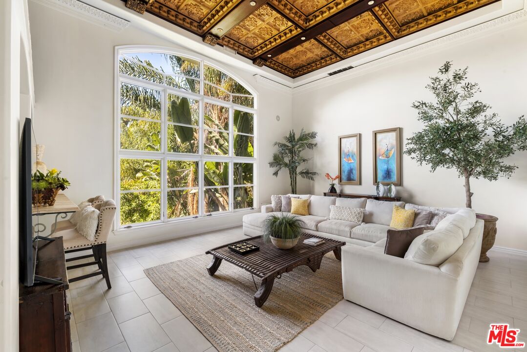 MLS #25538351 image #14