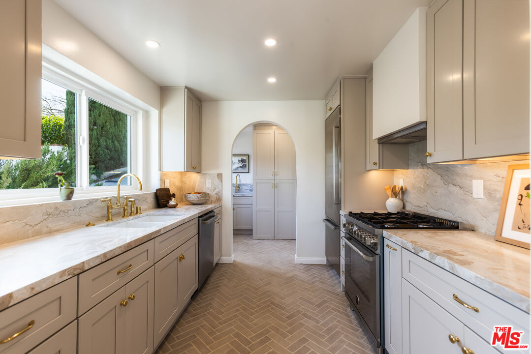 MLS #25538379 image #8