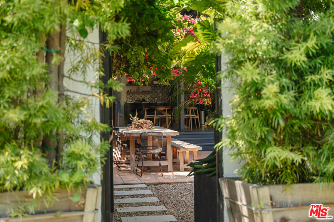 MLS #25538837 image #16