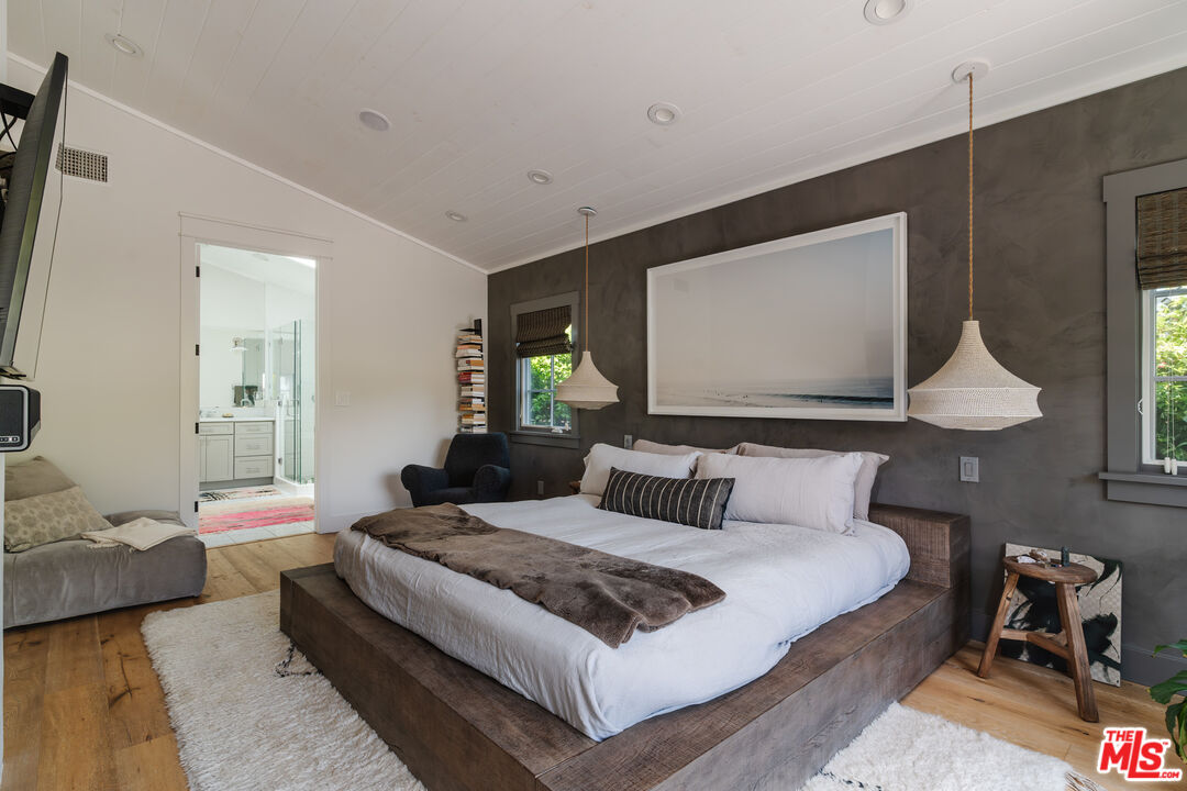 MLS #25538837 image #23