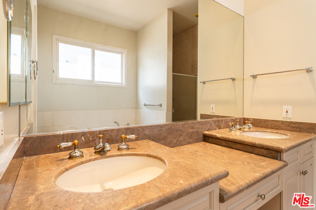 MLS #25539225 image #27