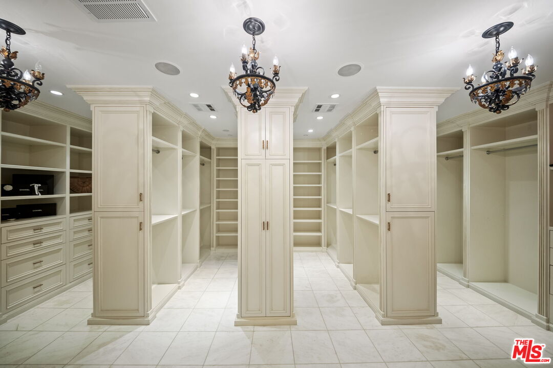 MLS #25539265 image #22