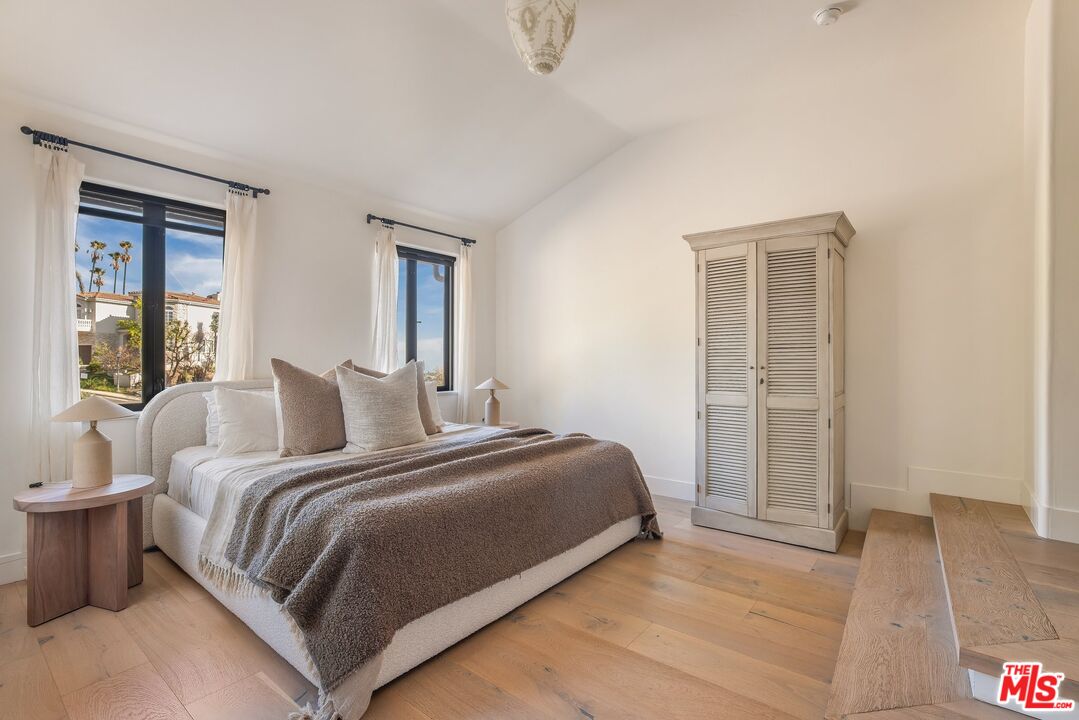 MLS #25539415 image #26