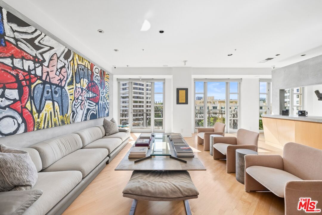 MLS #25539495 image #0