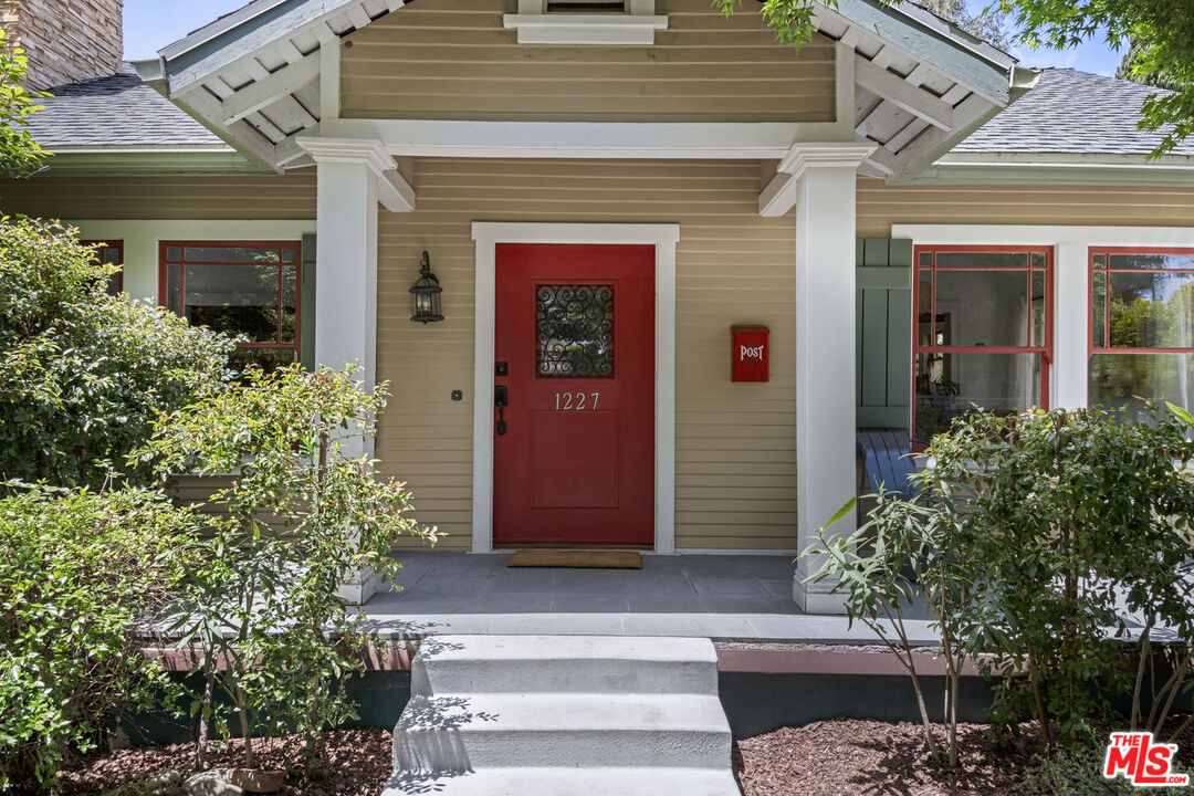 MLS #25539569 image #2