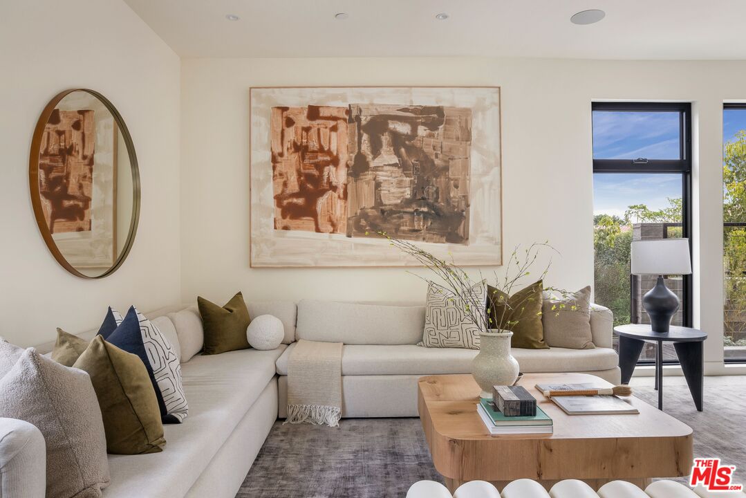 MLS #25539693 image #1