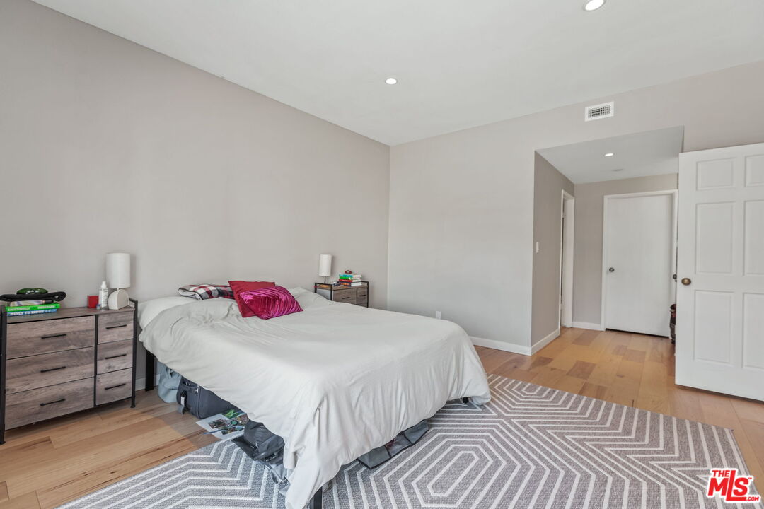 MLS #25540127 image #13