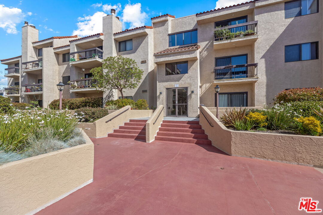 MLS #25540127 image #32