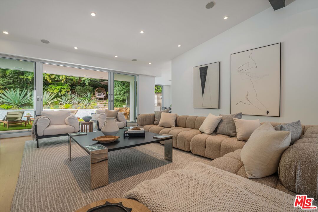 MLS #25540691 image #14