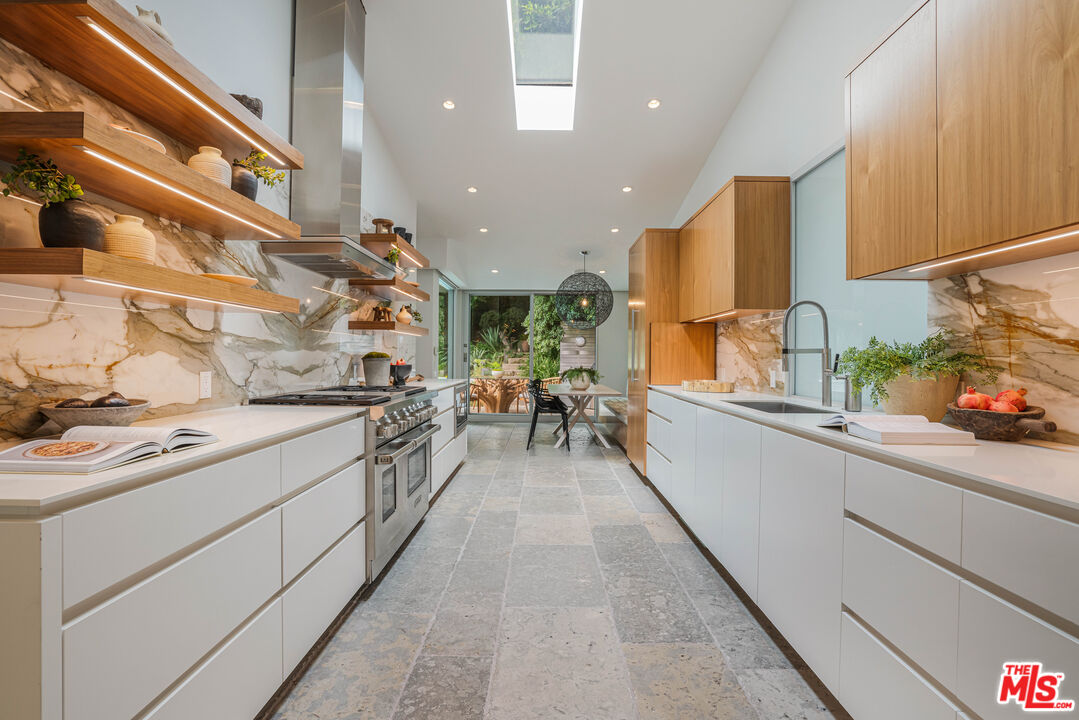 MLS #25540691 image #18