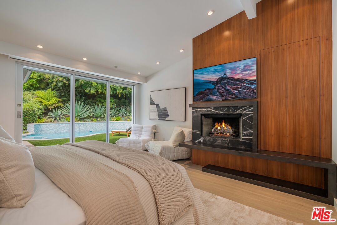 MLS #25540691 image #24