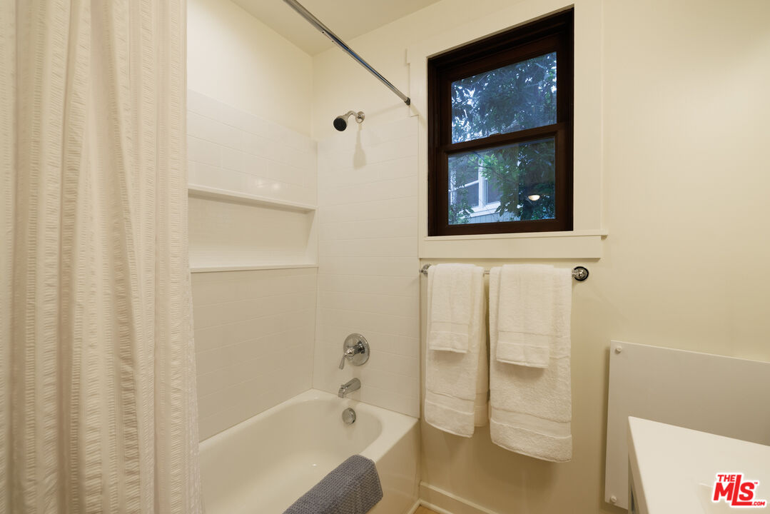 MLS #25540879 image #17