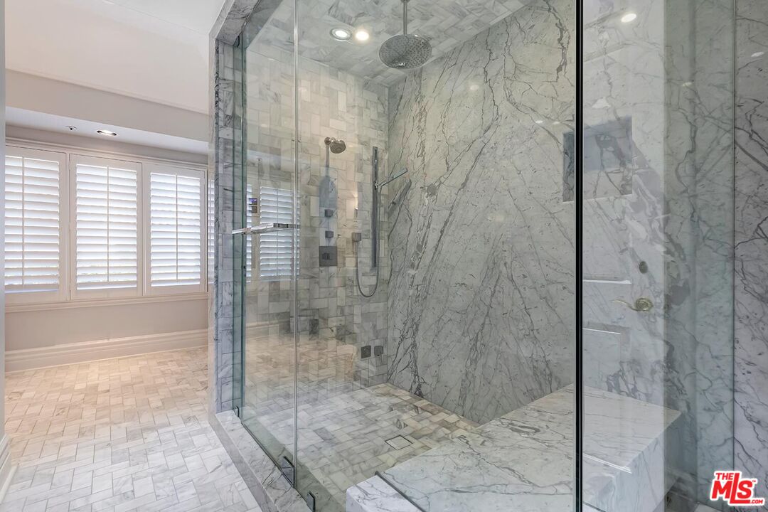 MLS #25540907 image #20