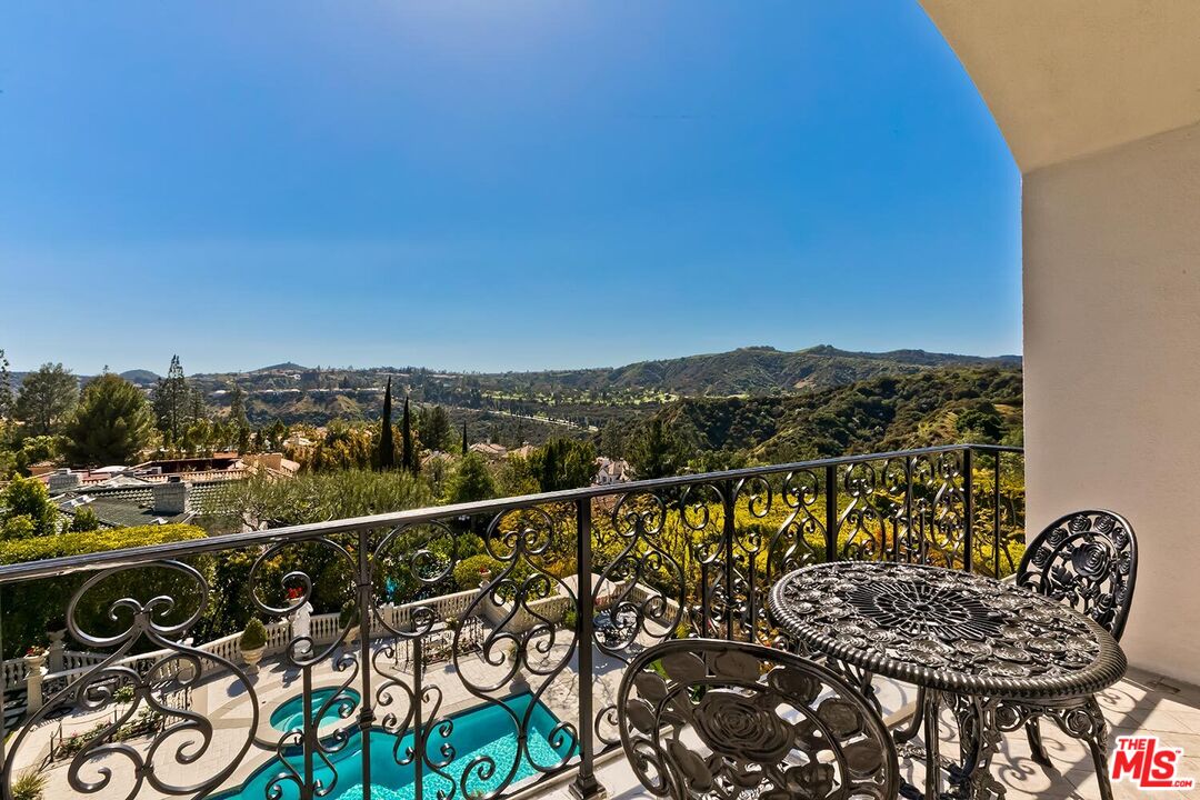 MLS #25540907 image #21