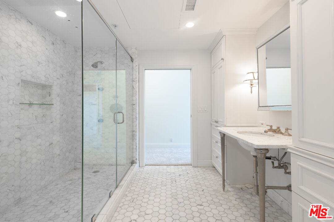 MLS #25540915 image #25