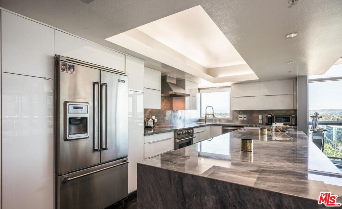 MLS #25541209 image #1