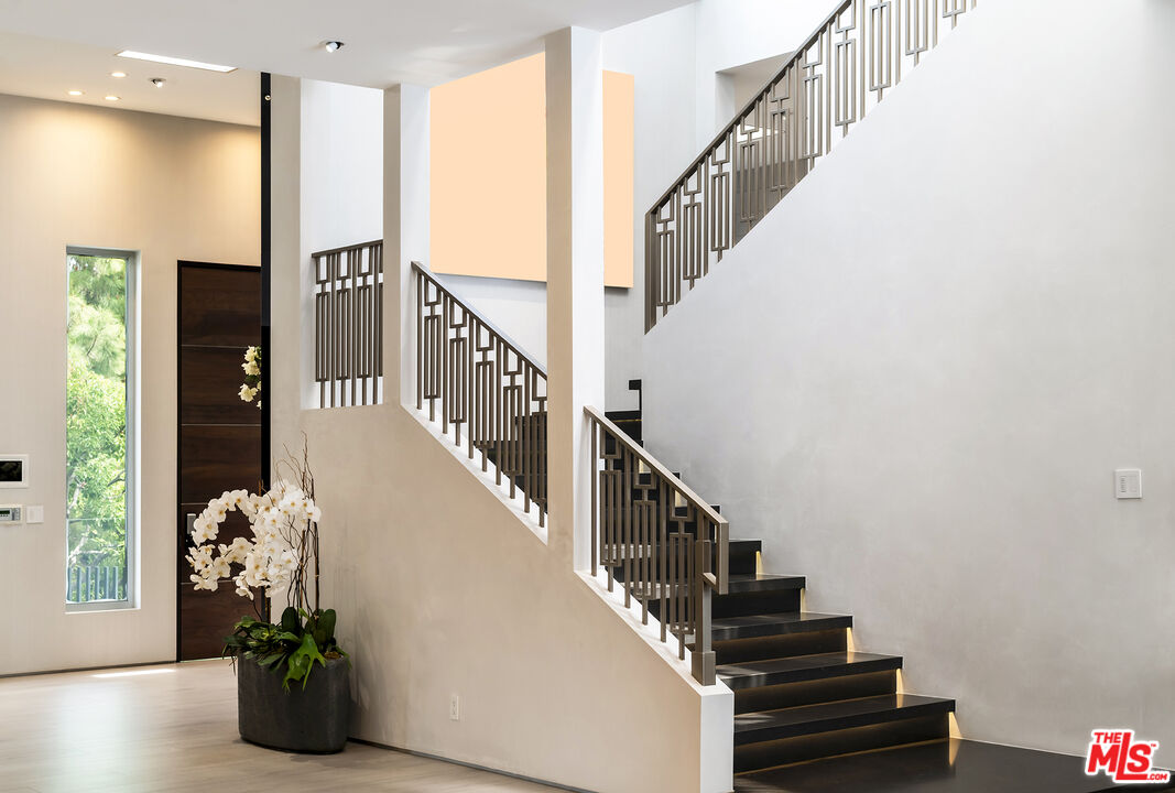 MLS #25541323 image #15