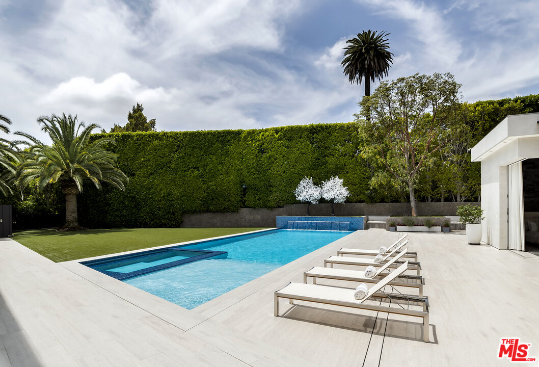 MLS #25541323 image #3