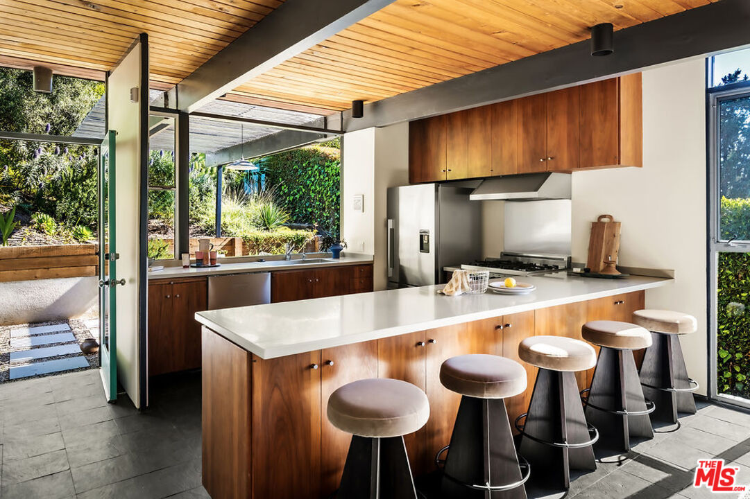 MLS #25541721 image #10