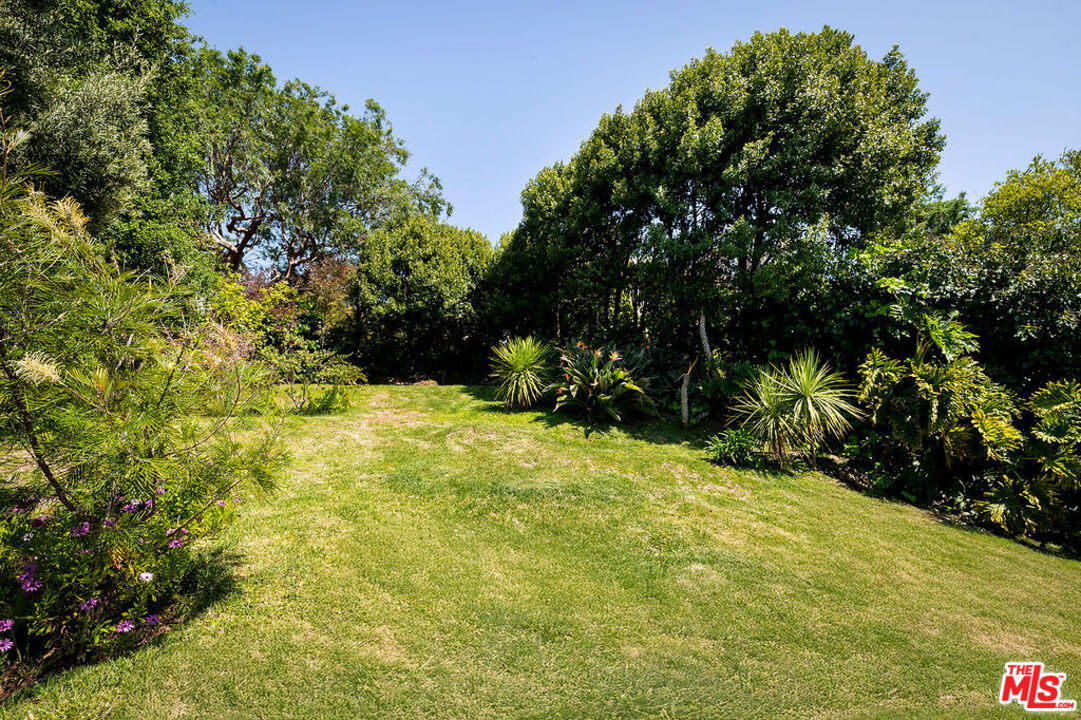 MLS #25541721 image #33