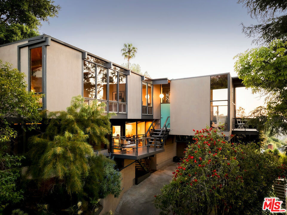 MLS #25541721 image #0