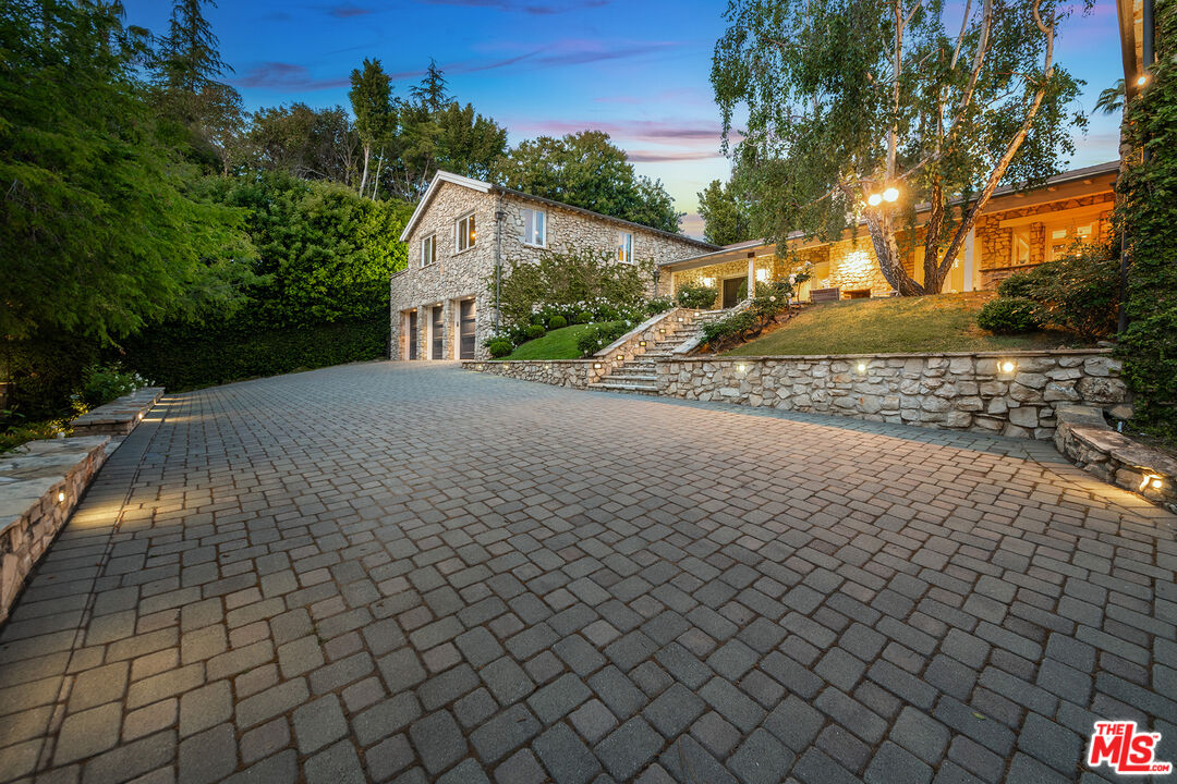 MLS #25541743 image #44