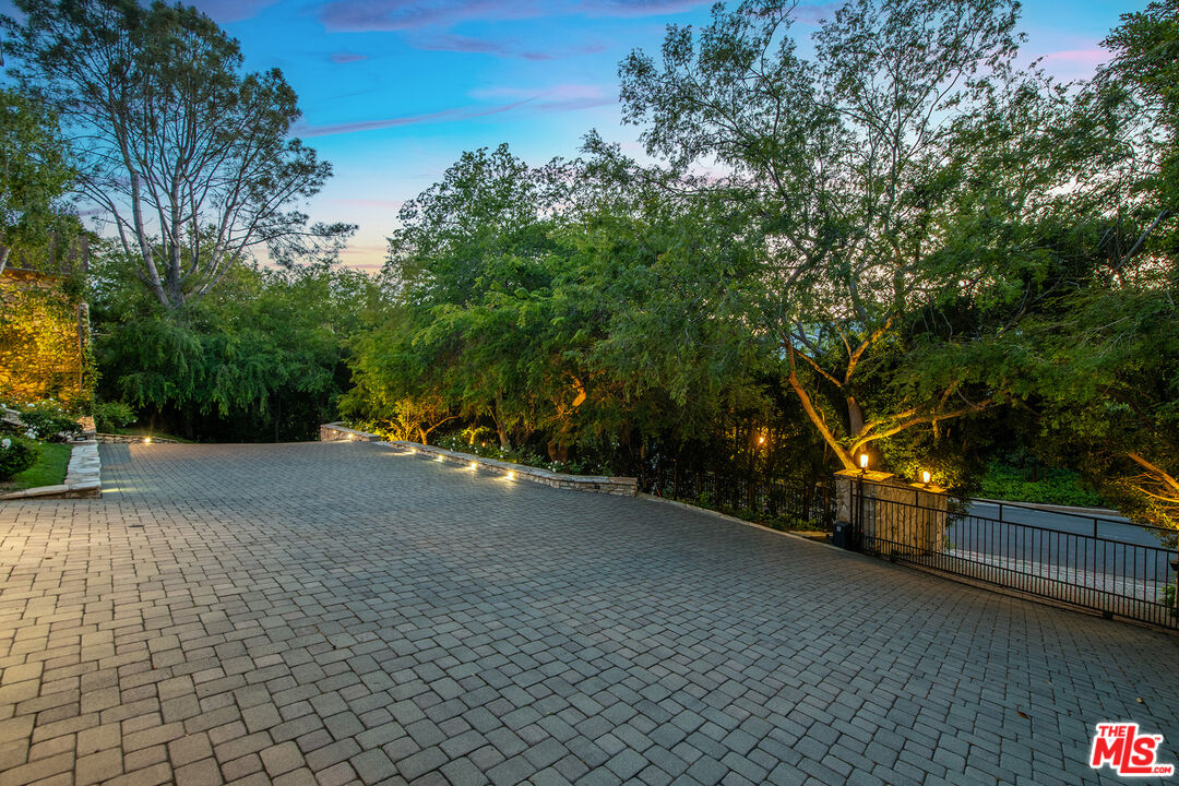 MLS #25541743 image #46