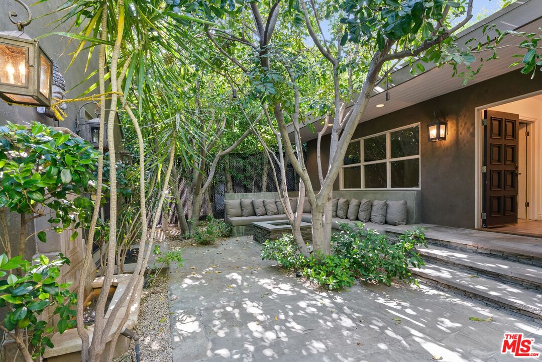 MLS #25541813 image #23