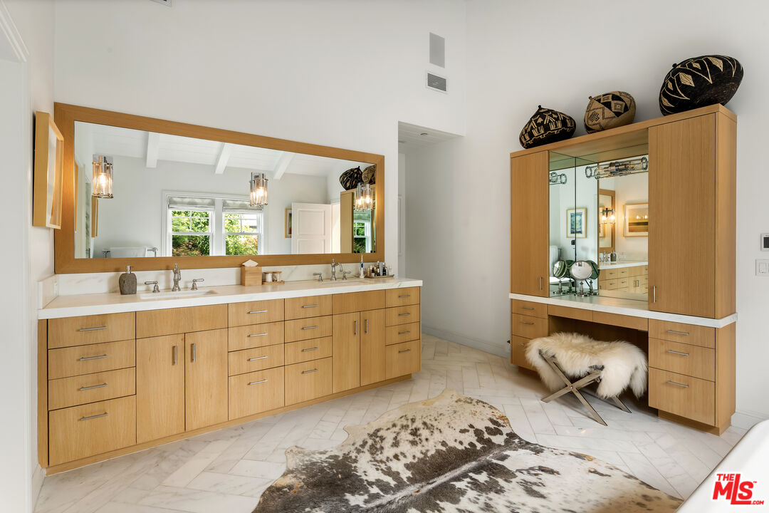 MLS #25541933 image #25