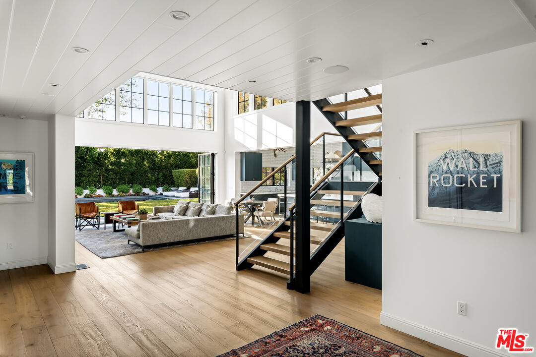 MLS #25541933 image #3