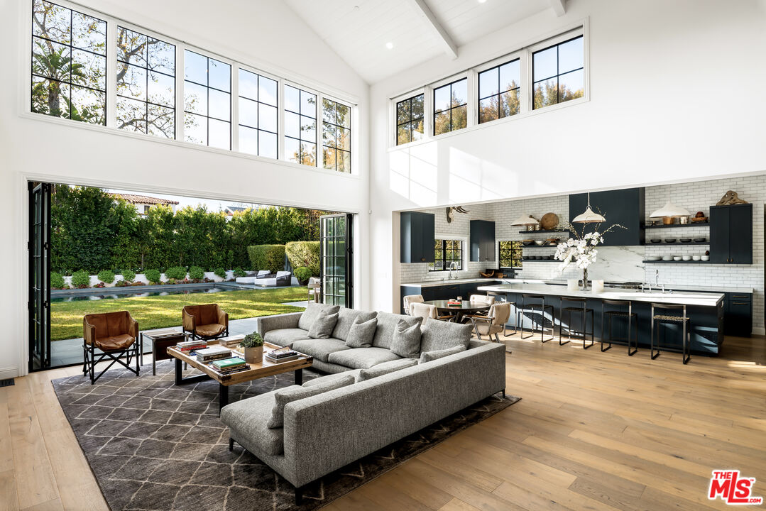 MLS #25541933 image #4