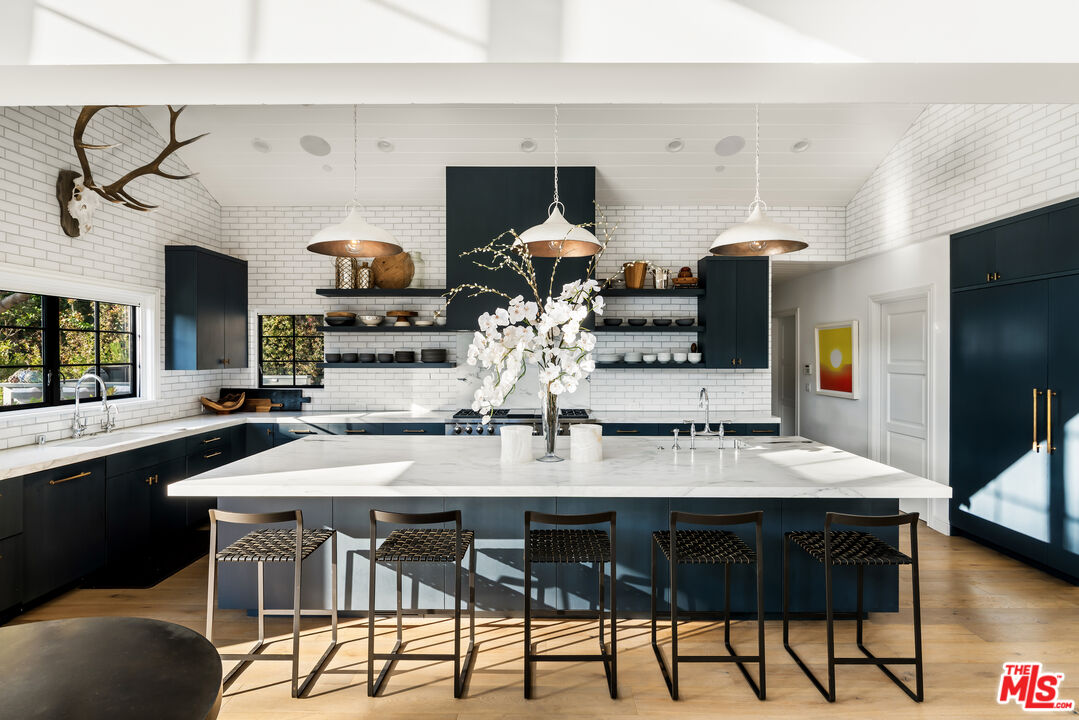 MLS #25541933 image #6