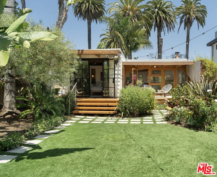 MLS #25542029 image #0